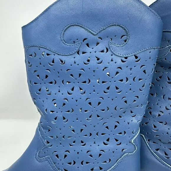 Vintage‎ Dingo Blue Cutout Cowboy Boots Women's Size 5.5 New Old Stock Booties