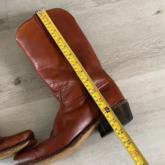 Vintage Dingo leather Boots  9 1/2 EW made in USA brown western cowboy festival