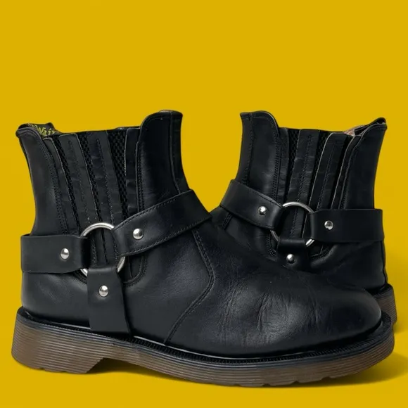 Vintage Dr Martens England Black Greasy Leather Harness Strap Chelsea Boots UK 5