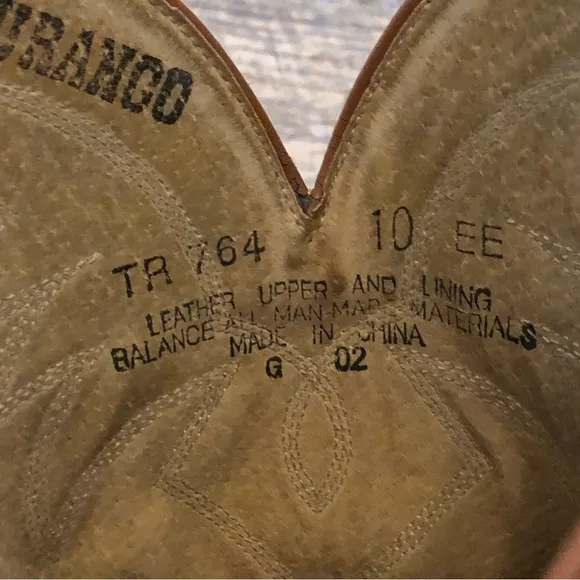 Vintage Durango Men's cowboy boots size 10 EE TR 764 light brown