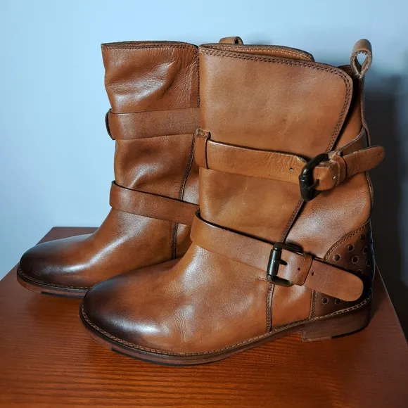 Vintage Foundry Co. Sherry Buckled Leather Boots SZ 8