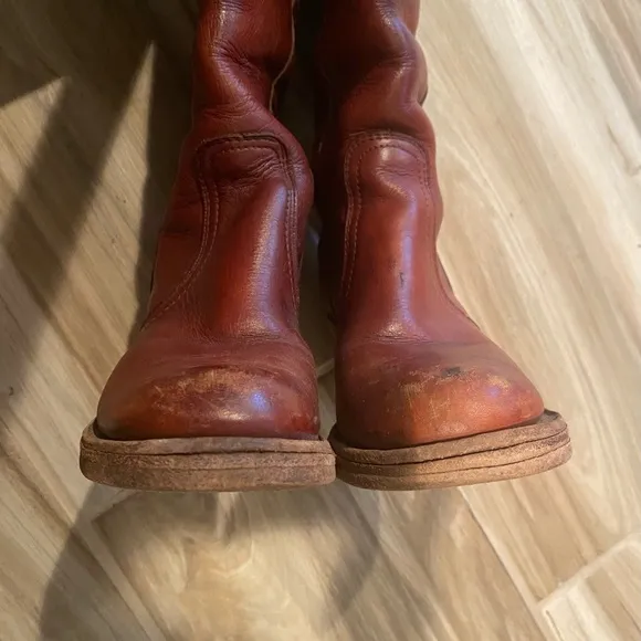 VINTAGE FRYE BOOTS FROM THE 70’S! Size 5.5