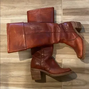 VINTAGE FRYE BOOTS FROM THE 70’S! Size 5.5