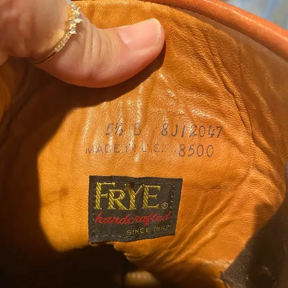 VINTAGE FRYE BOOTS FROM THE 70’S! Size 5.5