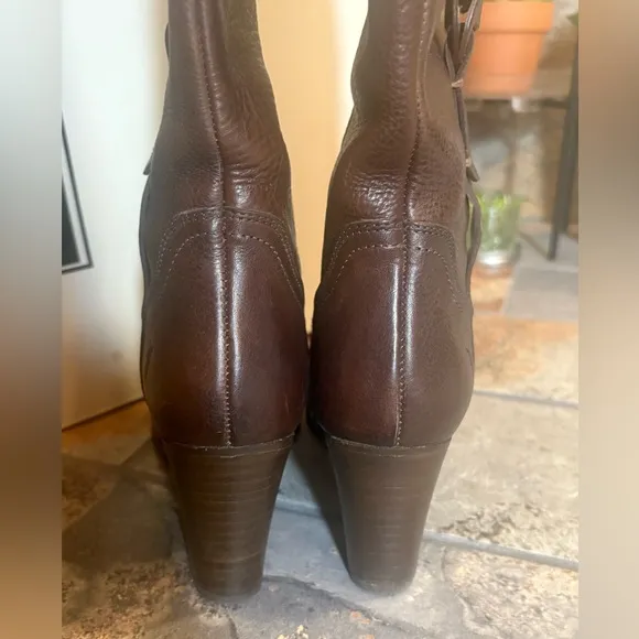 Vintage FRYE Women's Fiona O ring heeled brown ZipUp leather boots 7.5 w…