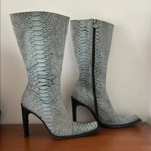 Vintage Gianni Bravo Snake Skin Boots US 7 European 37.5 green/blue