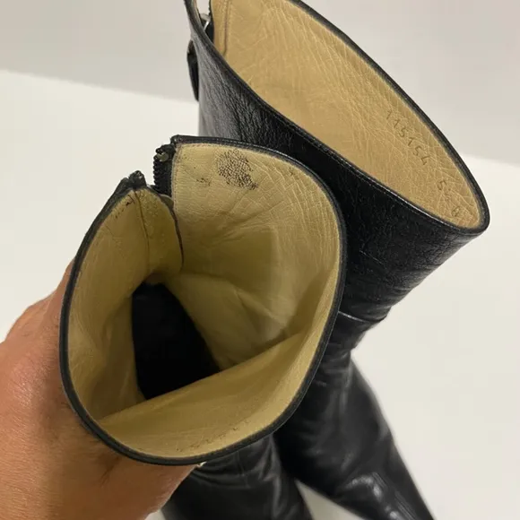 Vintage Gucci black leather pointed toe boots Sz 35 1/2