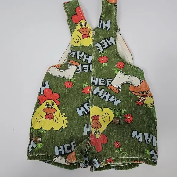 Vintage Hee Haw overall shorts kids 12 months ( see measurements)