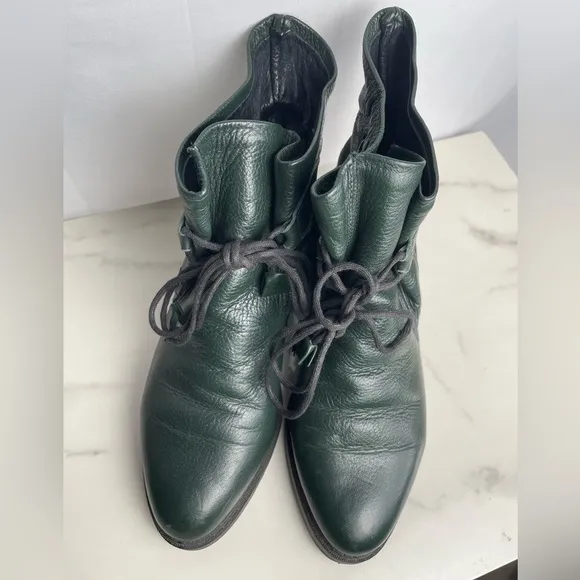 Vintage Lion Leather Green Boots Size 7
