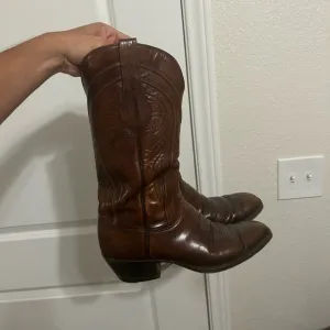 Vintage Lucchese Mens Cowboy Boots 2083 Western French Toe Size 8 D Brown