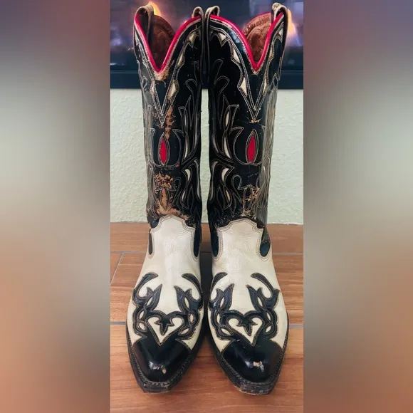 Vintage Men’s Distressed Black and Cream Western Cowboy Boots Size 8.5