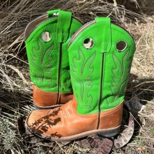 Vintage Old West Cowboy Boots Unique vibrant Green and Tan Mens Size 5