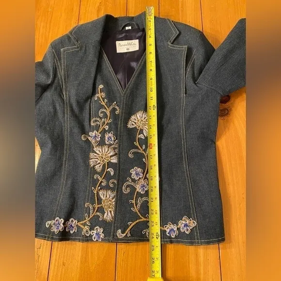 Vintage Pamela McCoy Women's Denim Floral Boho Chic Embroidered Floral Blazer M