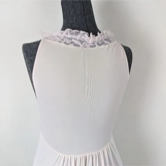 VINTAGE Pink chemise 1960s pale pink nightgown with Lace size small