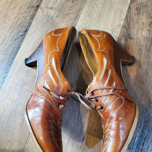 Vintage Rare Pumpkin Spice Leather Hand Stitched Heeled Brogue Sz. 7 Shoes