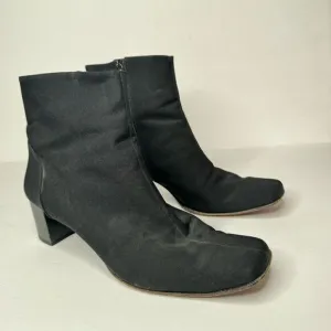 Vintage Salvatore Ferragamo ankle boots size 8.5
