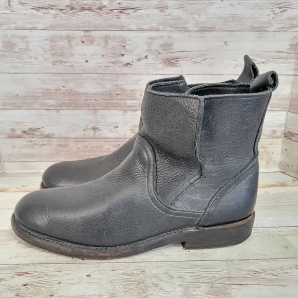 Vintage shoe shoe company black leather boots