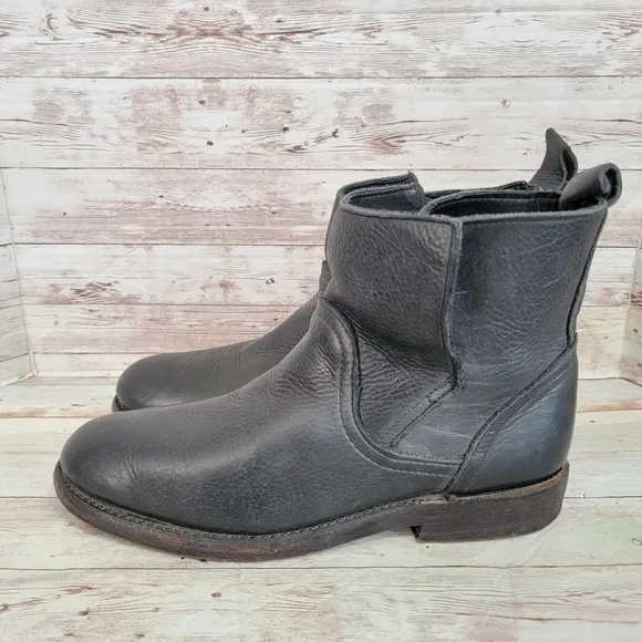 Vintage shoe shoe company black leather boots