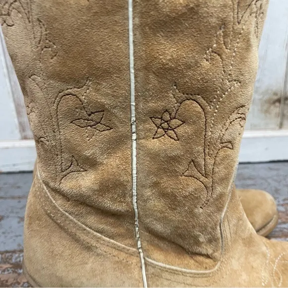 Vintage Suede Leather Embroidered Western Cowboy Boots