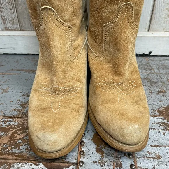 Vintage Suede Leather Embroidered Western Cowboy Boots