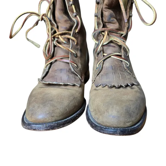 Vintage Tan Brown Leather Kilted Ankle Lace Up Boots Size 6 Justin distressed