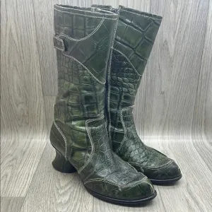 Vintage Tiggers Embossed Boots