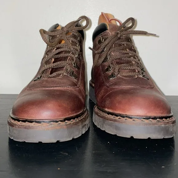 Vintage Timberland Women’s Chucka Boots.  Made in Italy.  Size 8
