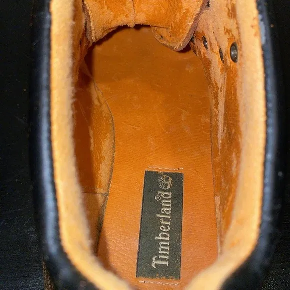 Vintage Timberland Women’s Chucka Boots.  Made in Italy.  Size 8