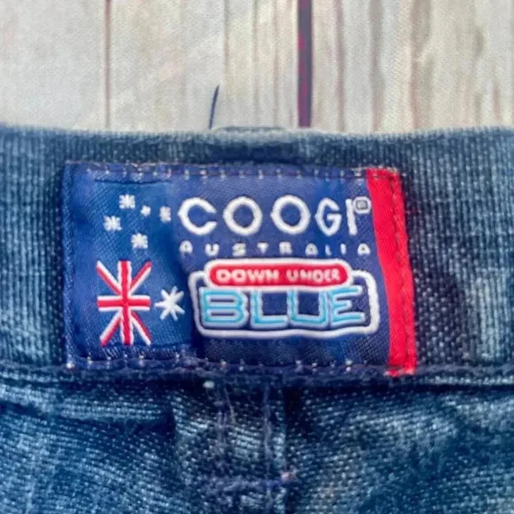 Vintage VTG Men’s Coogi  Y2K Straight leg Denim Jeans 34” Dark Bleach Wash