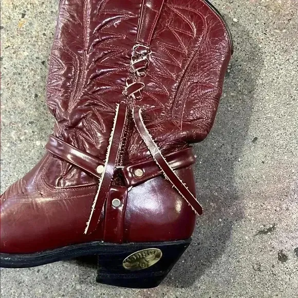 Vintage Women's Burgundy Western Boots