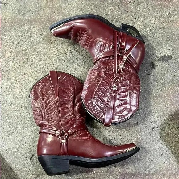 Vintage Women's Burgundy Western Boots