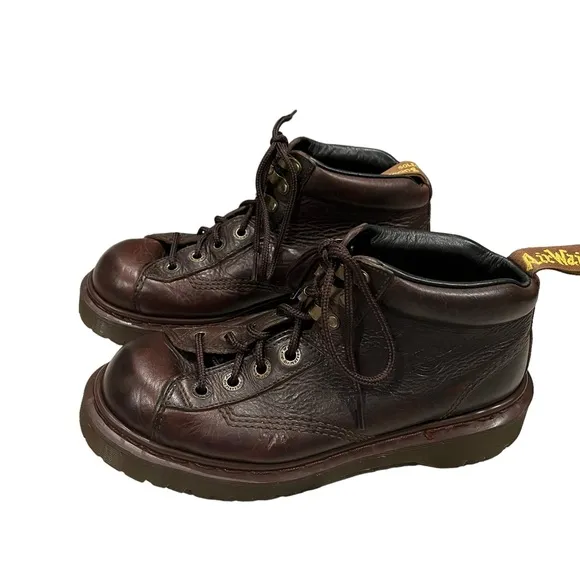 Vintage Women’s Dr. Martens  8287 Brown Leather High Top Lace Up Chunky Boots