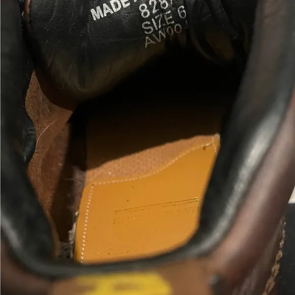 Vintage Women’s Dr. Martens  8287 Brown Leather High Top Lace Up Chunky Boots