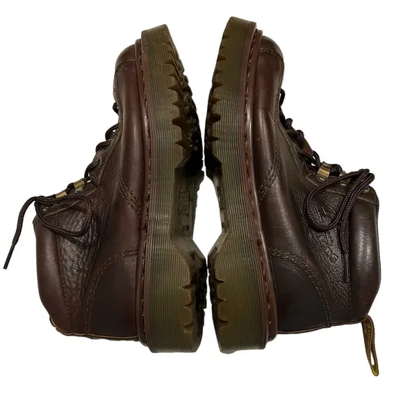 Vintage Women’s Dr. Martens  8287 Brown Leather High Top Lace Up Chunky Boots