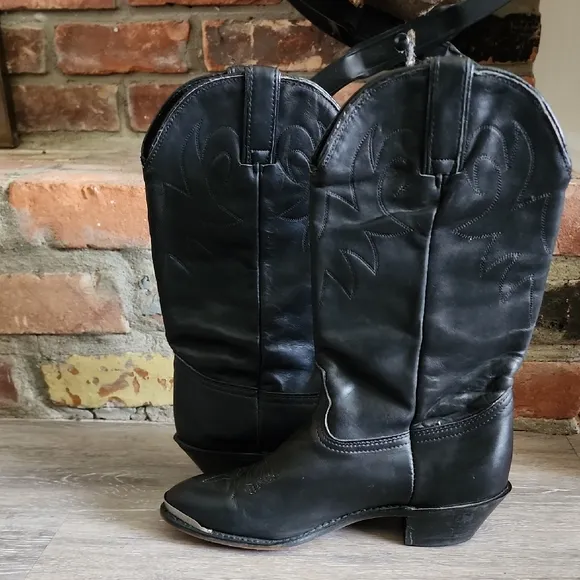Vintage Womens Durango Black Leather Cowboy Boots w Stitching Detail Sz 7M