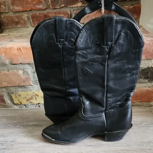 Vintage Womens Durango Black Leather Cowboy Boots w Stitching Detail Sz 7M