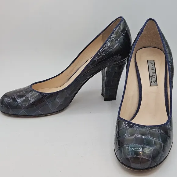 Vintage Y2K 90s Anne Klein Italian blue/green crocodile leather 3.5&quot; heels 8.5