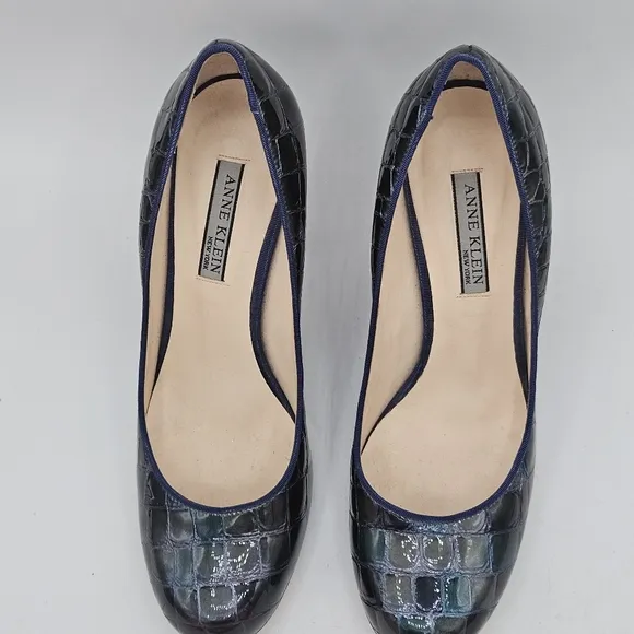 Vintage Y2K 90s Anne Klein Italian blue/green crocodile leather 3.5&quot; heels 8.5