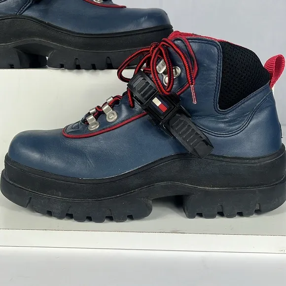 Vintage Y2K Tommy Hilfiger Navy Blue Chunky Leather Boots Lug Sole.