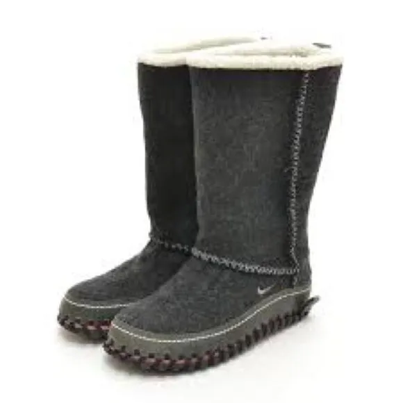 Vintage Nike Wool Boots