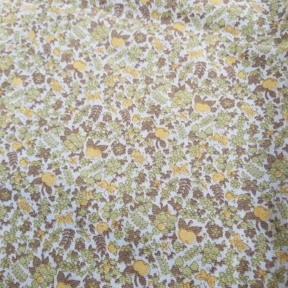Vintage Union Made 70s Mod Hippie Chic Floral Fruit Print High Waist Mini Skirt