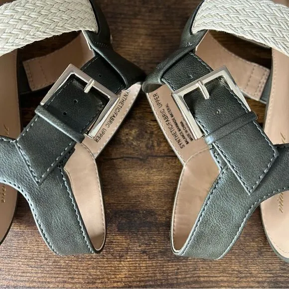 Violet &amp; Red Capree Woven Braid Wedge Platform Sandals in Olive, Size 7. NWT!
