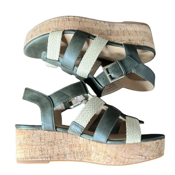 Violet &amp; Red Capree Woven Braid Wedge Platform Sandals in Olive, Size 7. NWT!
