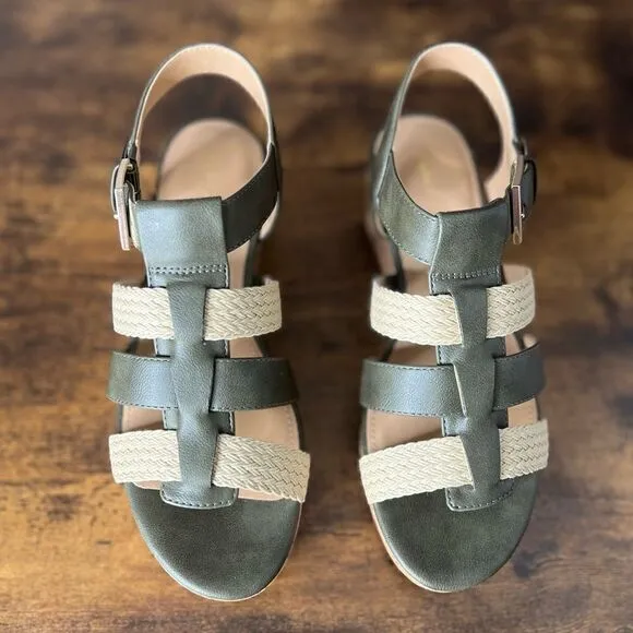 Violet &amp; Red Capree Woven Braid Wedge Platform Sandals in Olive, Size 7. NWT!