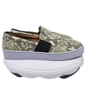Vionic Demetra Snakeskin Slip On Sneakers Shoes Beige/Black Women’s Size 8.5