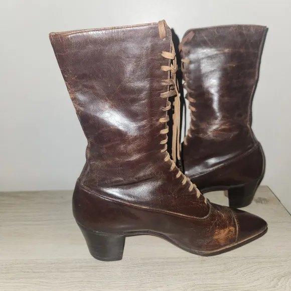 Walk Over Victorian Brown Leather High Top Lace-up Boots