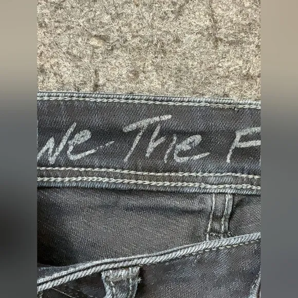 We The Free Cargo Skinny Jeans – Dark Wash – Size 24 – NWT