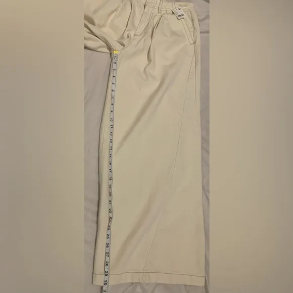 We the Free Equinox Denim Trouser Ivory 100% Cotton size 30 Pleated Wide Leg NWT
