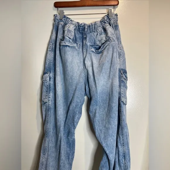 We The Free Hazel Pull On Drop Waist Harem Cargo Pocket Jeans