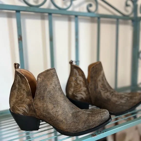 😍Western Chic! Bronze Brown Boho Ankle Boots Stitched Tan Spring Summer Cowgirl